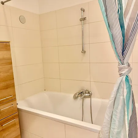 80 M2 With Balcony & Free Parking